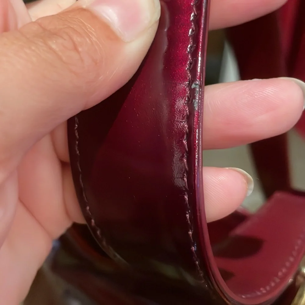GUCCI BAMBOO HANDBAG WITH DETACHABLE CROSSBODY STRAP PATENT RED LEATHER​​​​ - Picture 12 of 16